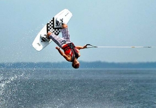  Practice wakeboarding